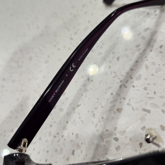 ✨️😎  Tory Burch Preowned  sunglasses ✨️😎 - Picture 9 of 12